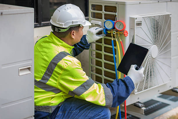 Professional Hvac Installation technician working in Everett, MA